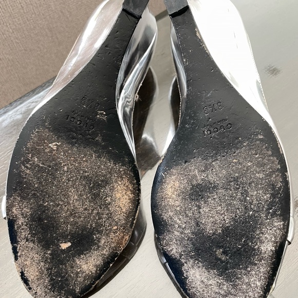 Gucci Open Metallic Silver Toe Wedge - Picture 8 of 10